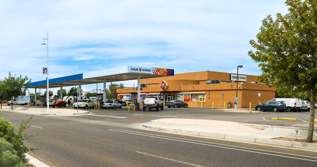 Four Winds Convenience Store
